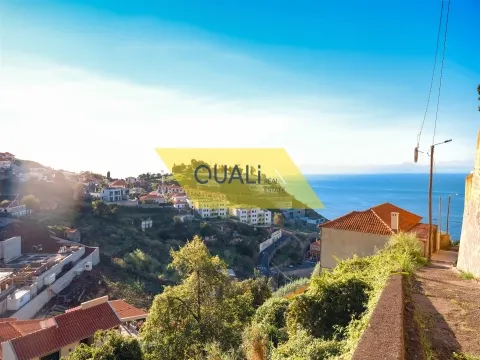Prédio urbano com 1.960 m² em São Gonçalo, Funchal