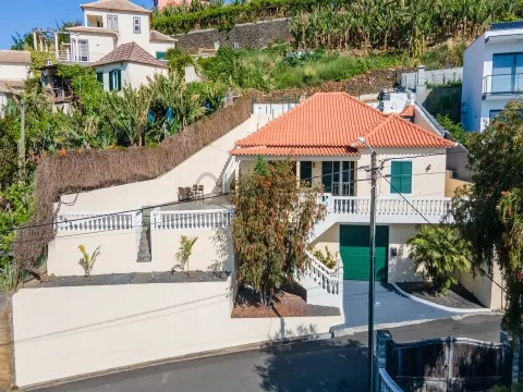 Moradia com vista mar na Ponta do Sol 680.000 € – Ilha da Madeira