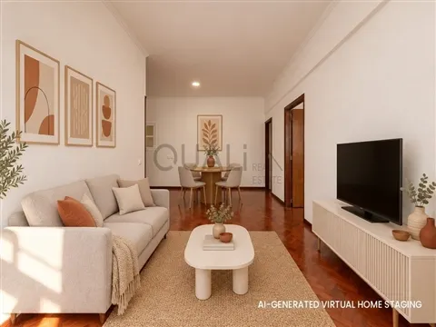 Renovierte 2 Schlaf-Zimmer-Wohnung im Zentrum von Funchal