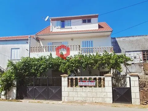 Arrendamento/Opção de Compra Moradia T2 mobilada, equipada, com garagem na Torre, Sabugal