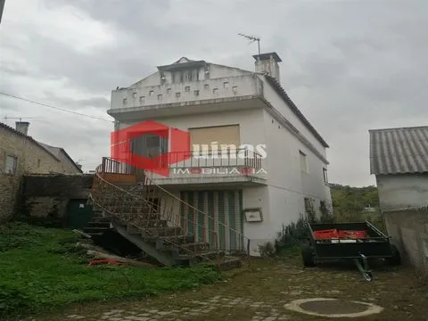 Moradia T2 para venda no Baraçal