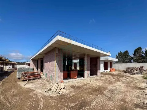 Moradia T4 com piscina entre Óbidos e Caldas da Rainha