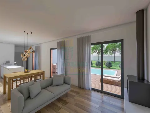 House with Pool and Garage – 10 Minutes from Caldas da Rainha