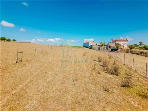 Terrain avec potentiel de construction près d´Alcobaça