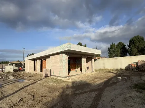 Maison T4 avec piscine entre Óbidos et Caldas da Rainha