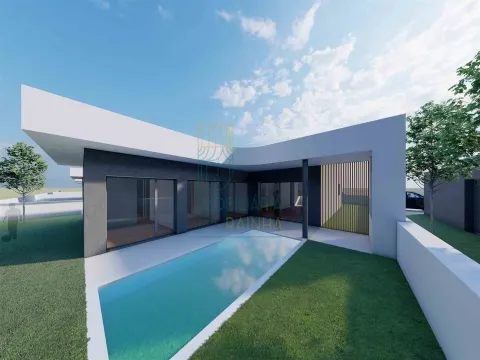 Modern Single-Storey Villa with Swimming Pool – Comfort, Tranquillity and Proximity to the Sea