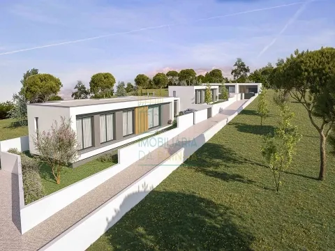 Moradia T3 com Piscina e Garagem – Entre as Caldas e a Foz do Arelho