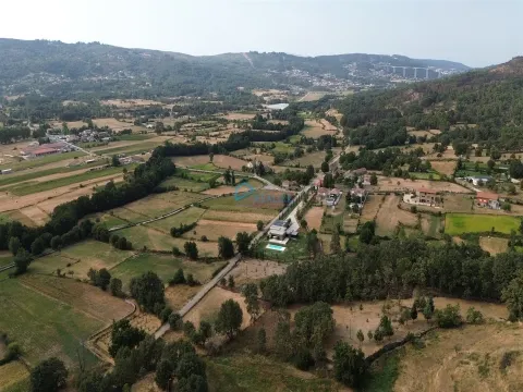 Detached house to restore T6