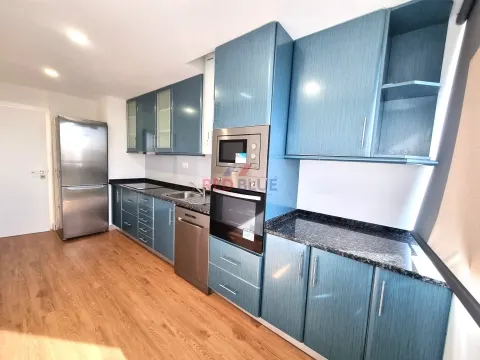 APARTAMENTO T1, VISTAS DE MAR, PÓVOA DE VARZIM