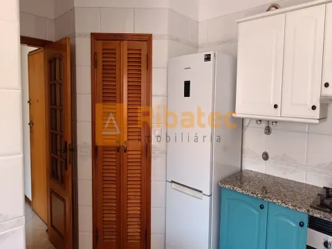 Apartamento T3 na Charneca da Caparica