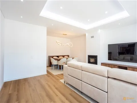 Moradia T3 Moderna | Vendida com Recheio | Projeto para Piscina
