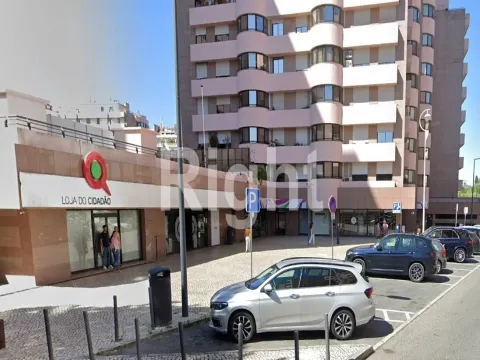 Café para trespasse nas Laranjeiras