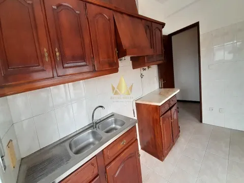 2-Bedroom Apartment for Sale in Marinha Grande