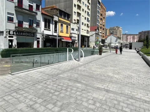 Prédio na Avenida da República