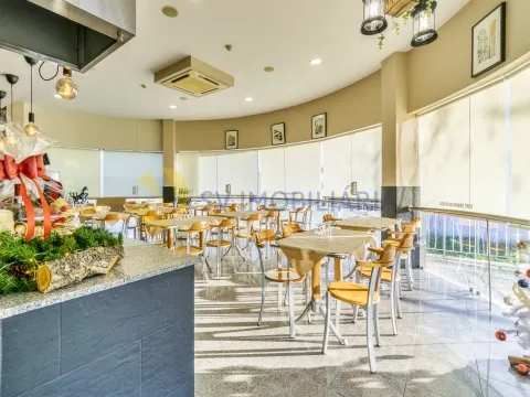 Restaurante em Folgosa com Excelente Localização e Capacidade para 80 Pessoas