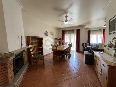 APARTAMENTO T3 PARA ARRENDAMENTO NO FUNDÃO