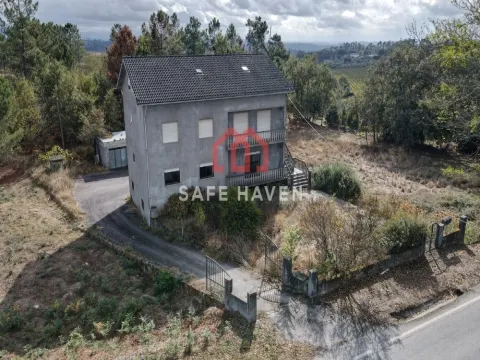 Building >=10 Bedroom