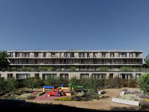 T3 for sale in Paranhos with garden and terrace