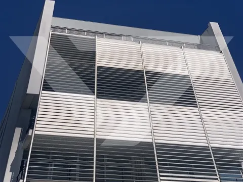 Office for Sale in Ermesinde.