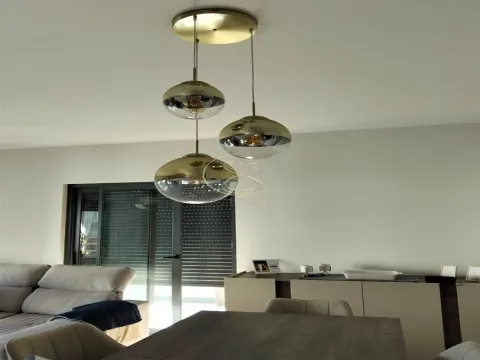 Apartamento T4 na Urbanização do Fojo -Portimão com apenas 2 anos de uso, 3WC, s/ garagem