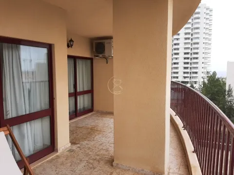 Arrendamento Apartamento T2 Mobilado, piscina,lugar de garagem, Clube Praia Mar.