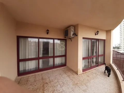 Arrendamento Apartamento T2 Mobilado, piscina,lugar de garagem, Clube Praia Mar.