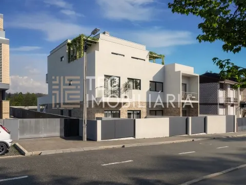 Andar Moradia T3 Duplex Novo em Alfena
