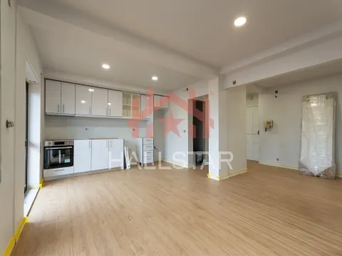 Apartamento T2 / Renovado / Marrazes