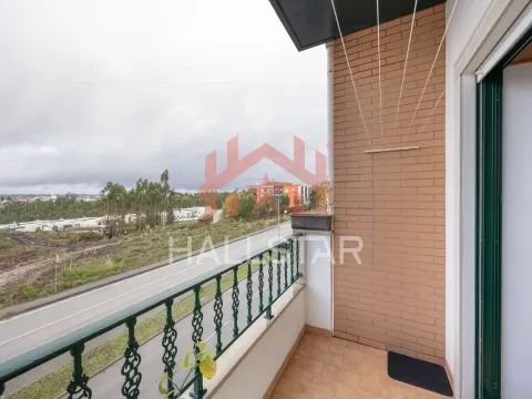 2+1 Bedroom Duplex Apartment / Casal dos Matos