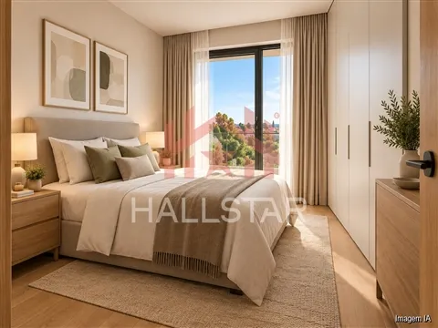 2-Bedroom Apartment / En-suite & Walk-in Closet / 2-Car Garage / Barreira