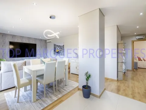 Apartment with Mountain and Sea Views