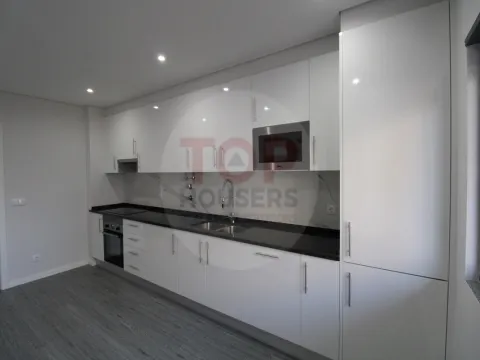 3-Bedroom Apartment with Garage and Storage Room