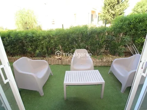 Renovated 2 bedroom semi-detached villa with pool and garage - Patroves-Albufeira