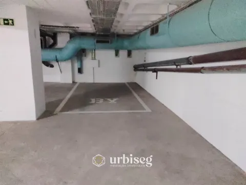 Garage 0 Schlafzimmer