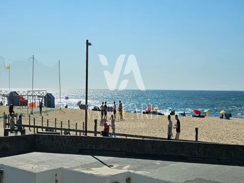 Moradia em frente Praia Aver-o-Mar &#124; Póvoa de Varzim 1ª linha de mar