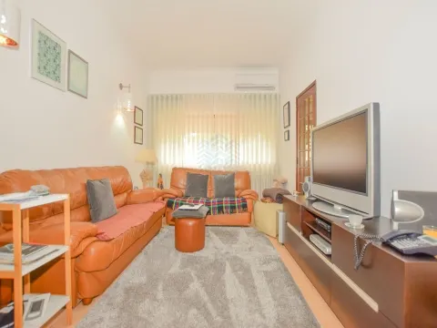 4+1 bedroom house with annex and patio in Quinta da Silvã - Torres Novas