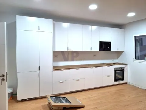 Moradia T4+ Escritório totalmente renovada - Pedra Verde