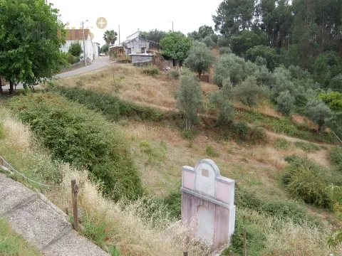 Land with feasibility of construction 3 min. From the river beach