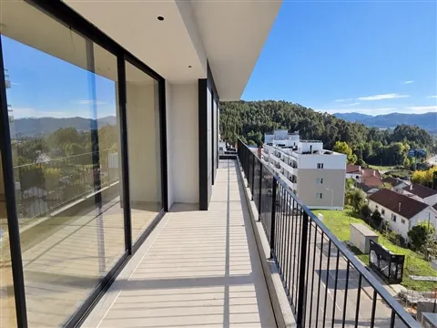 T2 Novo com Varanda e Garagem em Nogueira, Braga | 359.000 €