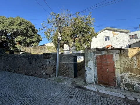 Moradia para Restaurar