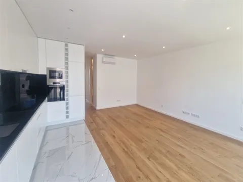 APARTAMENTO T2 - SECA DO BACALHAU C/VISTA DE MAR