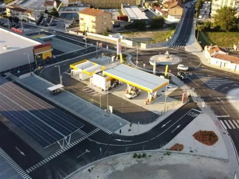 Lote para Restaurante / Drive-in - Baguim do Monte