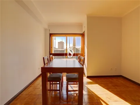 Apartamento T1+1 Venda