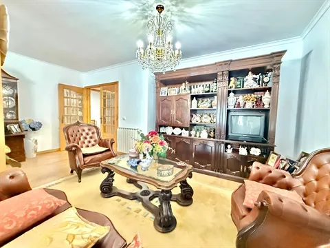Apartamento T4