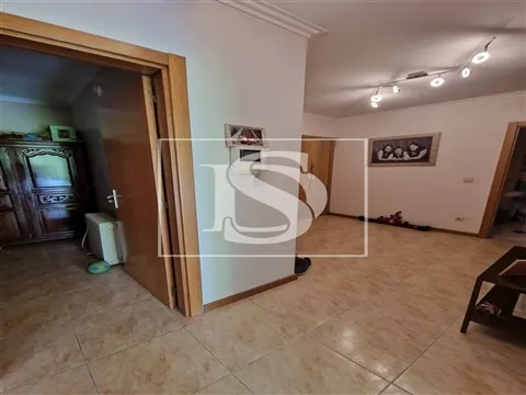 Apartamento T2+1