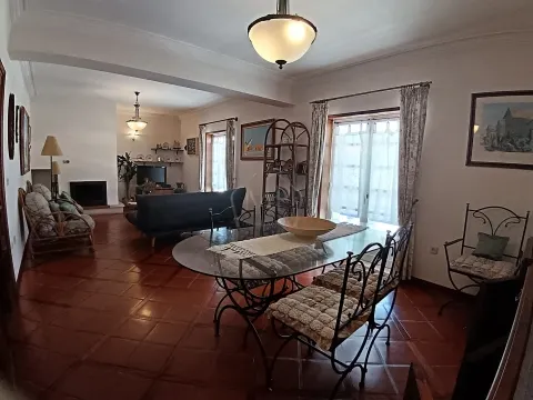 Appartement 2 Chambre(s)+1