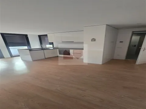 ARRENDAMENTO - Apartamento T2 em Serzedelo