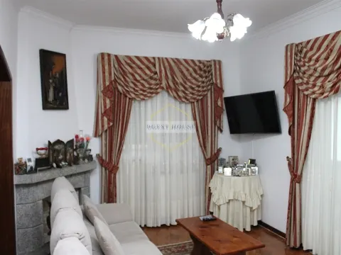 Moradia T5 com Piscina_ Oliveira de Frades_ São João da Serra