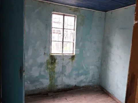 Moradia para restaurar em Oliveira de Frades