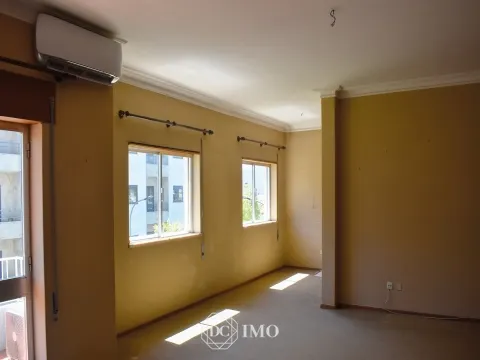 Centro de Tondela – T4 Duplex com Potencial de Rentabilidade!